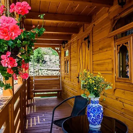 Chalet Pieninskie Herbarium Dobre Samopoczucie, Wellness, Mini Zoo, Poczujesz Folklor Pienin